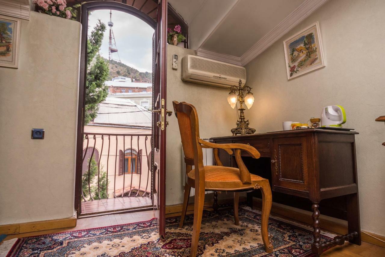 Lia'S Guest House 트빌리시 외부 사진