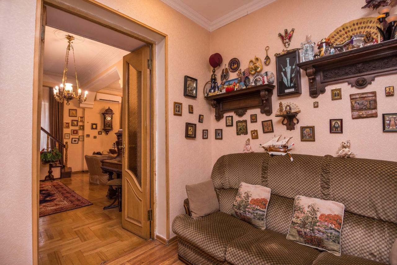 Lia'S Guest House 트빌리시 외부 사진